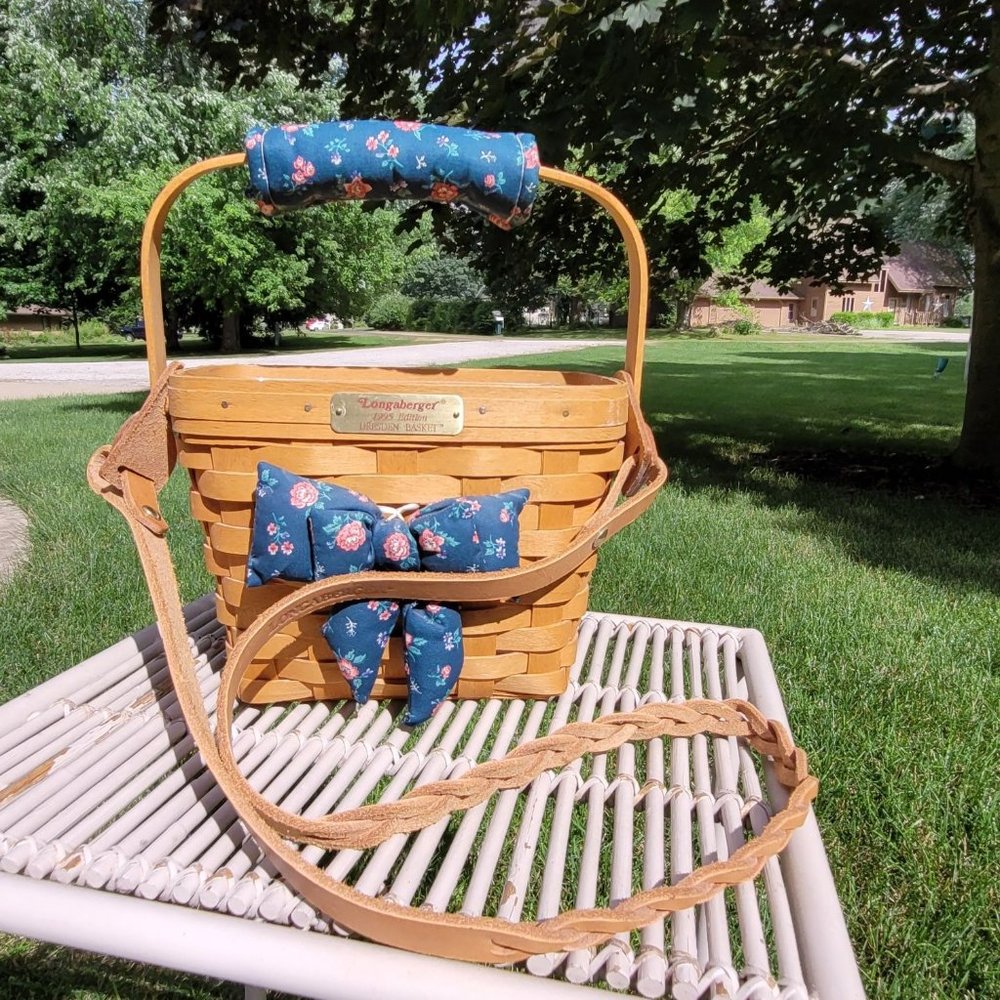 Longaberger 1995 Edition Dresden Tour Basket- Signed